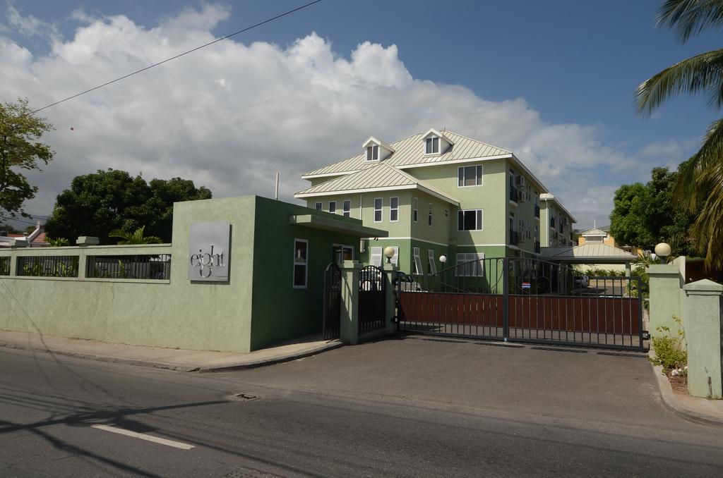 Choose To Be Happy At Ei8Ht! - Super Studios And Penthouse Apartment Kingston Exterior photo
